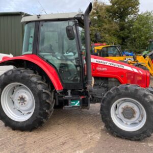 pag8467-massey-ferguson-5435-dyna-4